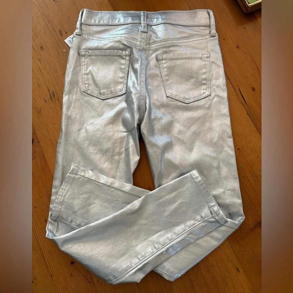 🍭OLD NAVY Rockstar Silver Jeggings